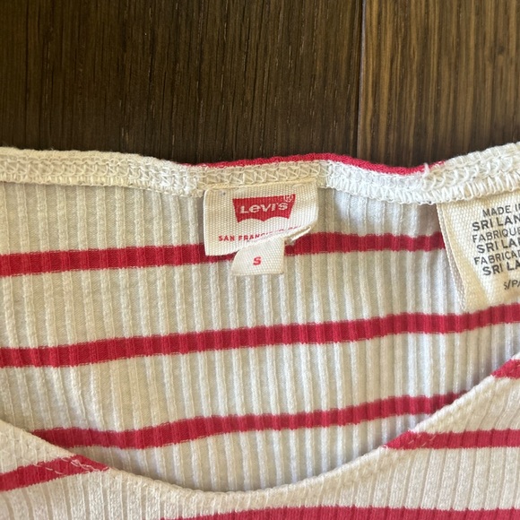 Levi’s Off The Shoulder Ribbed Top - Picture 3 of 5